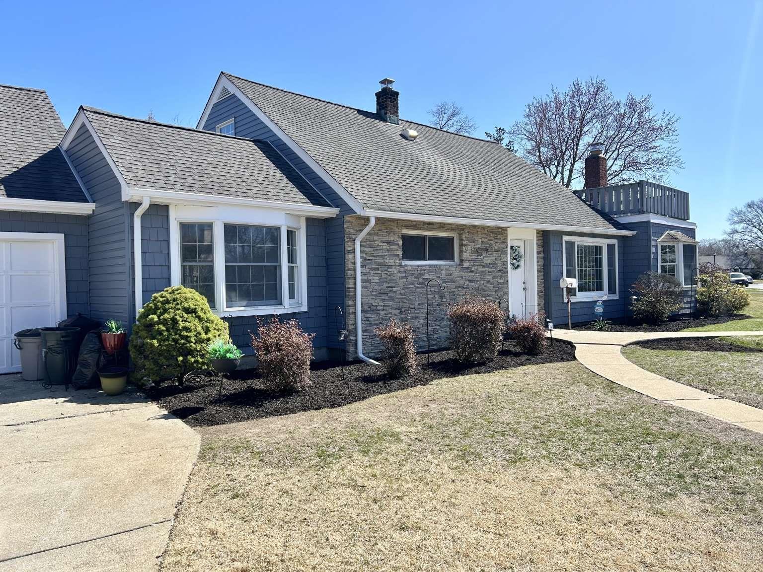 Sycamore Ave, Merrick, NY 11566