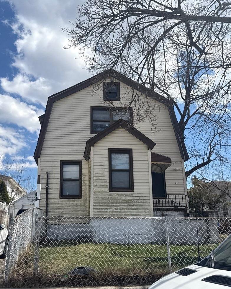 Hoeffner Ave, Elmont, NY 11003