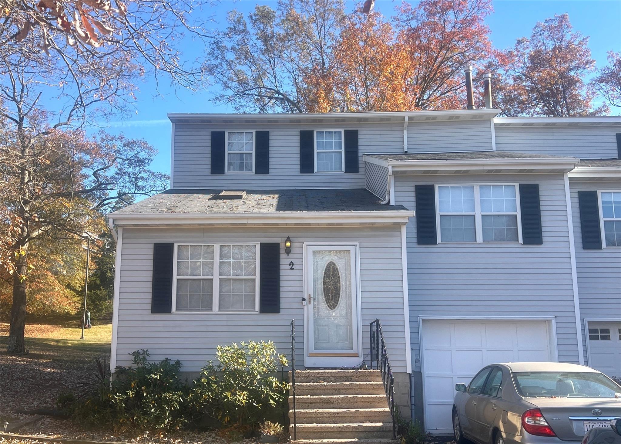 Elm Ct, Fishkill, NY 12524