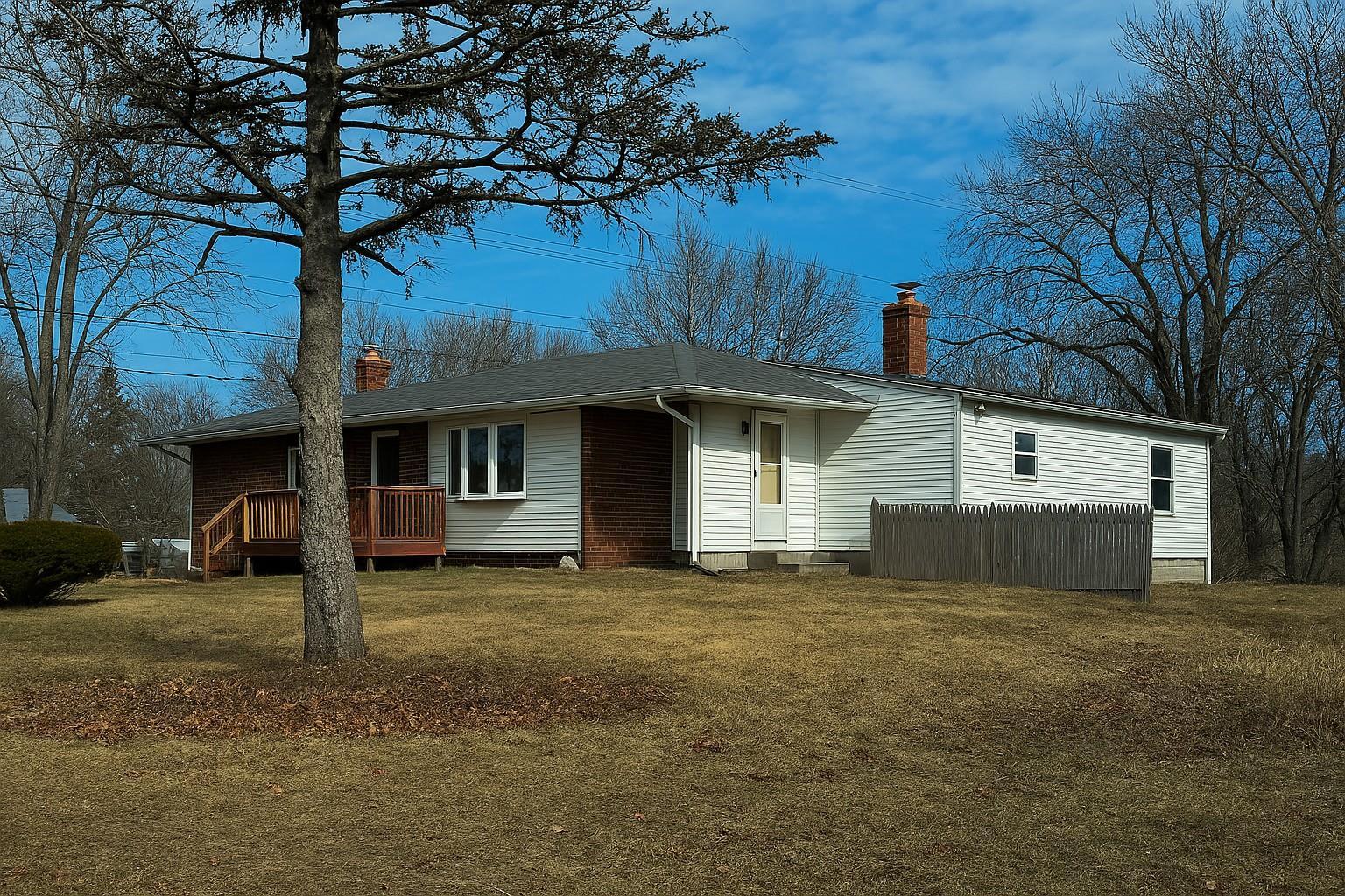 Agate St, Bay Shore, NY 11706