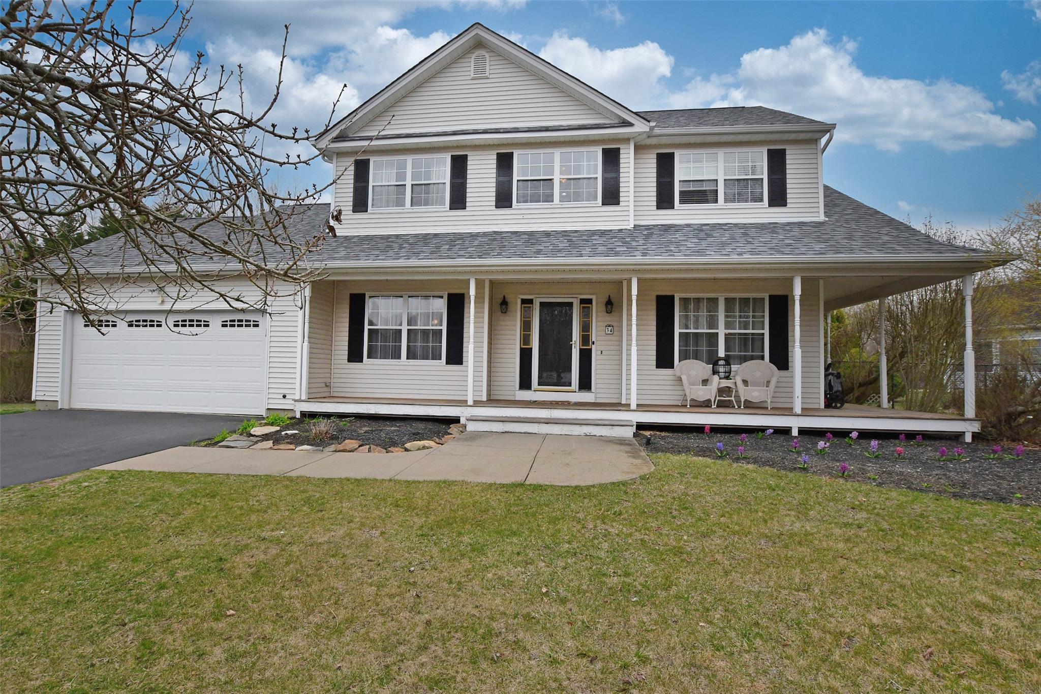 Paige Ln, Moriches, NY 11955