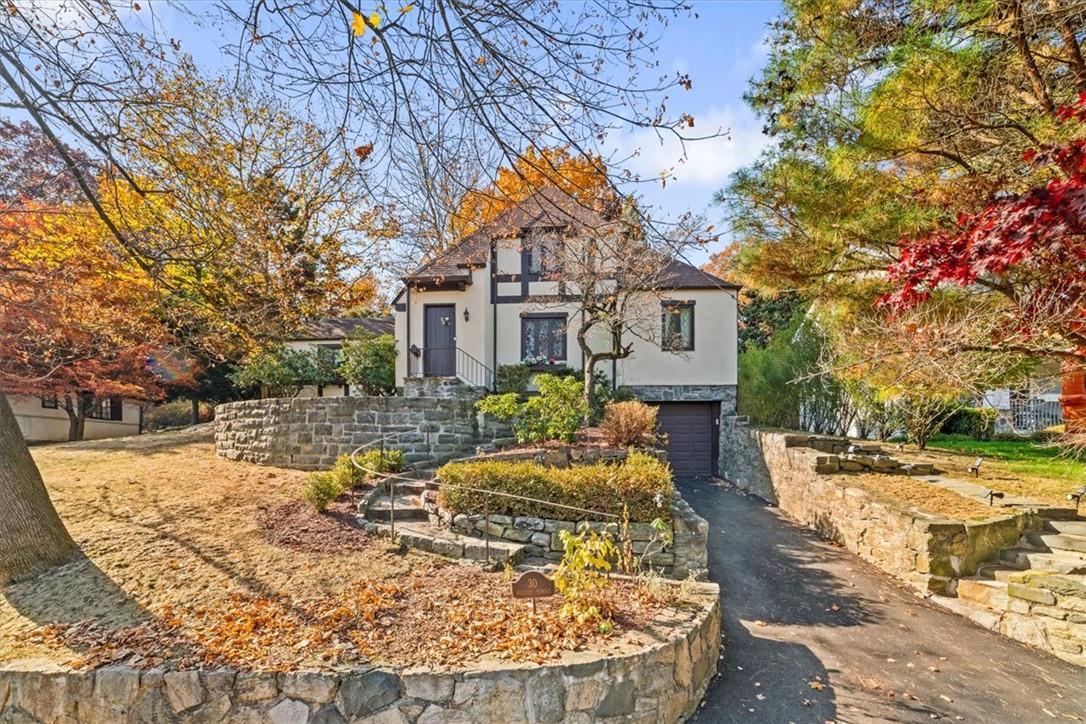 Hillside Ter, Irvington, NY 10533