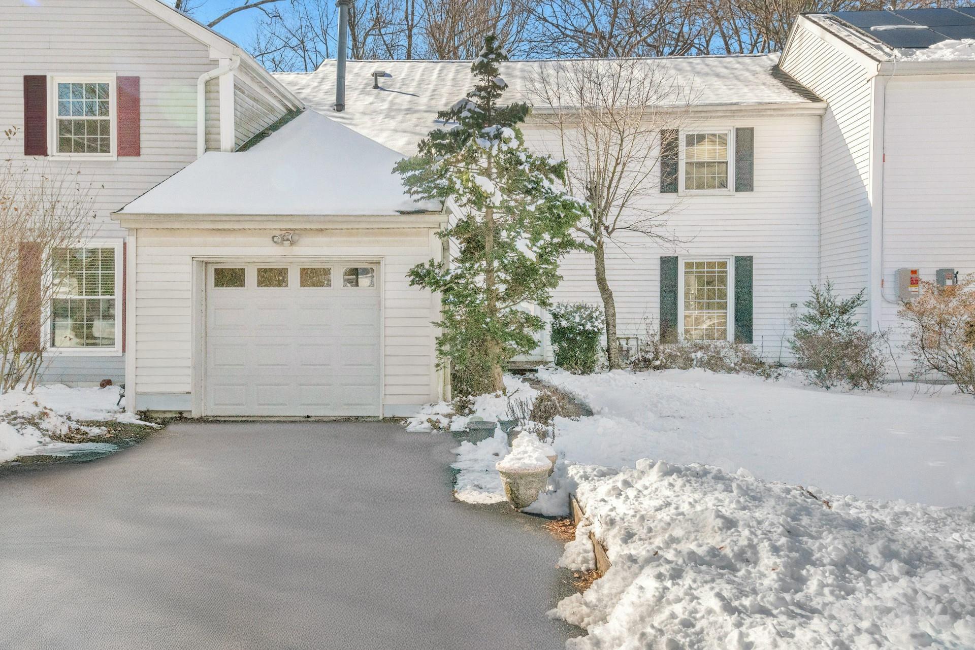 Jackson Rd, Briarcliff Manor, NY 10510