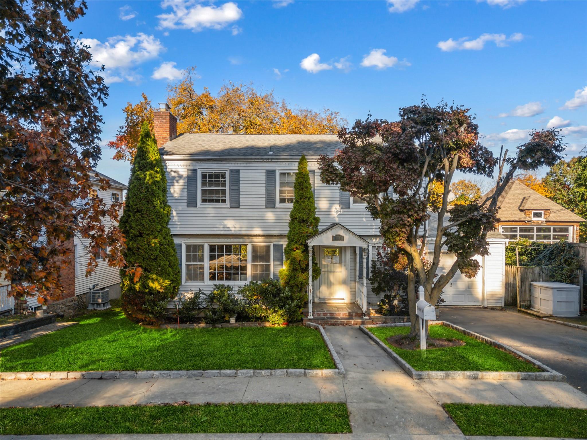 Heathcote Ave, Mamaroneck, NY 10543