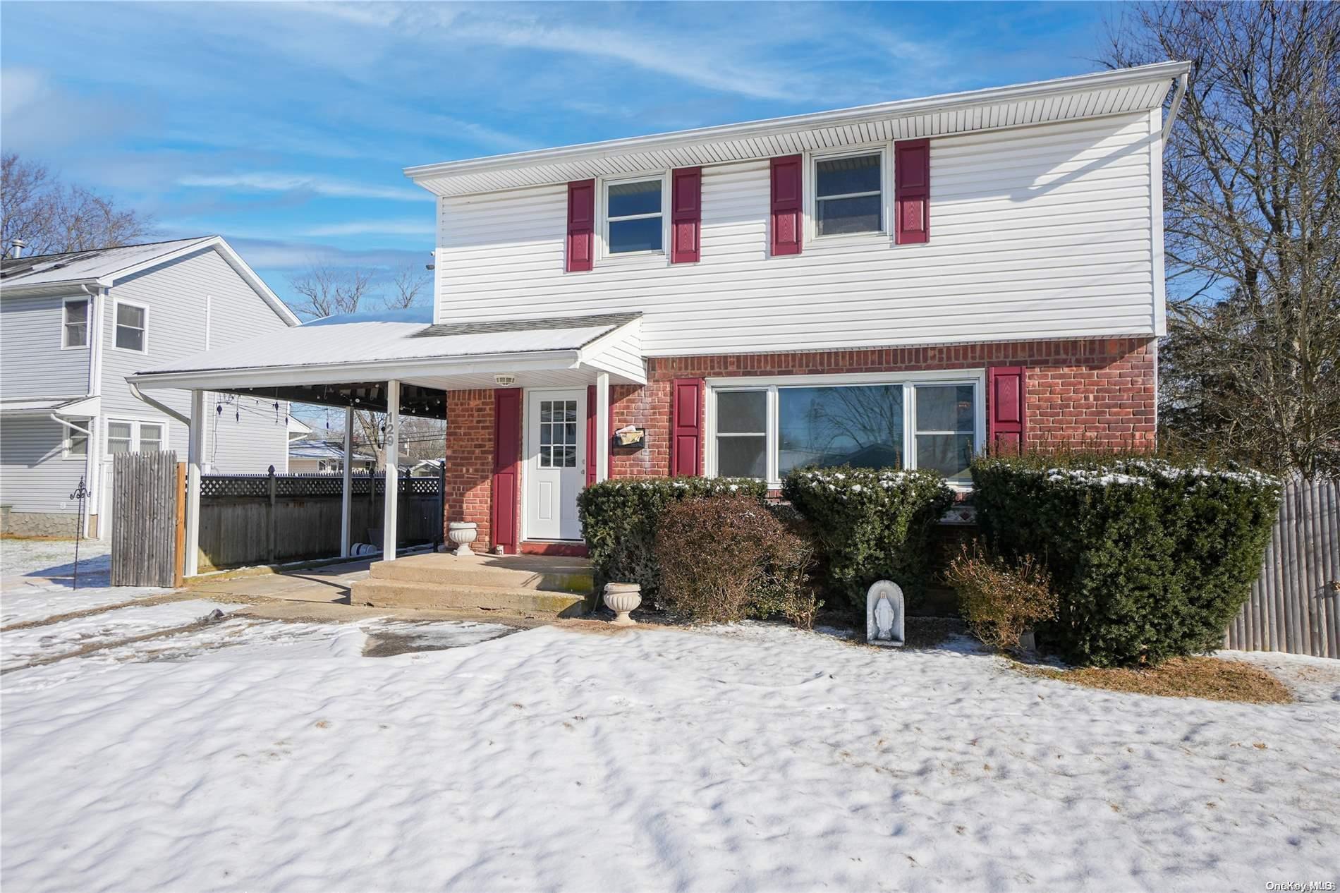 Tree Rd, Centereach, NY 11720