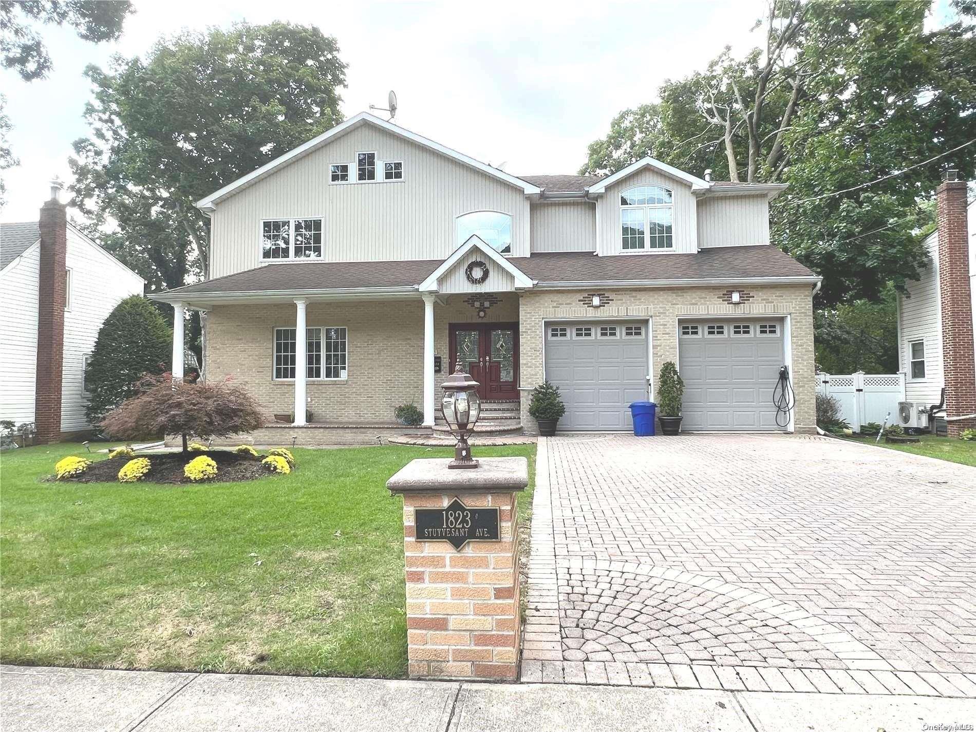 Stuyvesant Ave, East Meadow, NY 11554