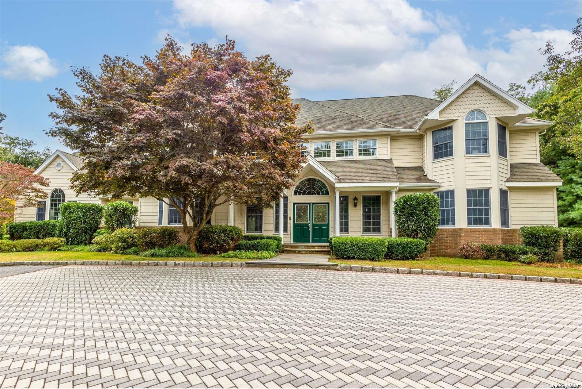 Tavern Way, East Setauket, NY 11733