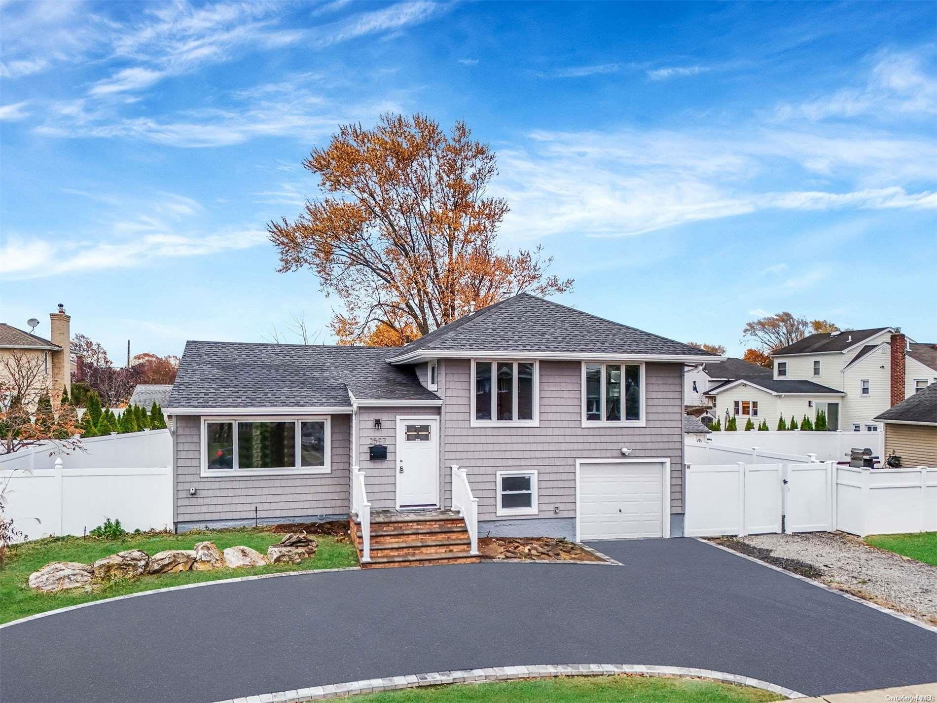 S Saint Marks Ave, Bellmore, NY 11710