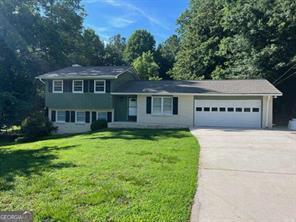 Ridge Moore Dr, Doraville, GA 30360