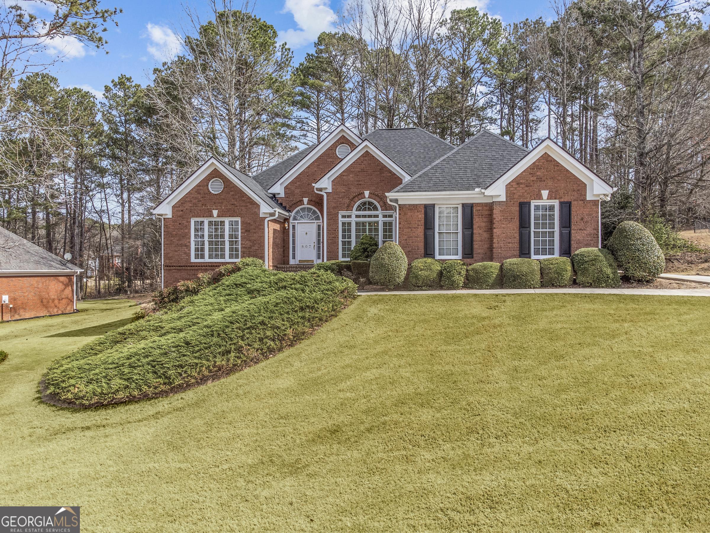 Ivy Ridge Dr, Loganville, GA 30052