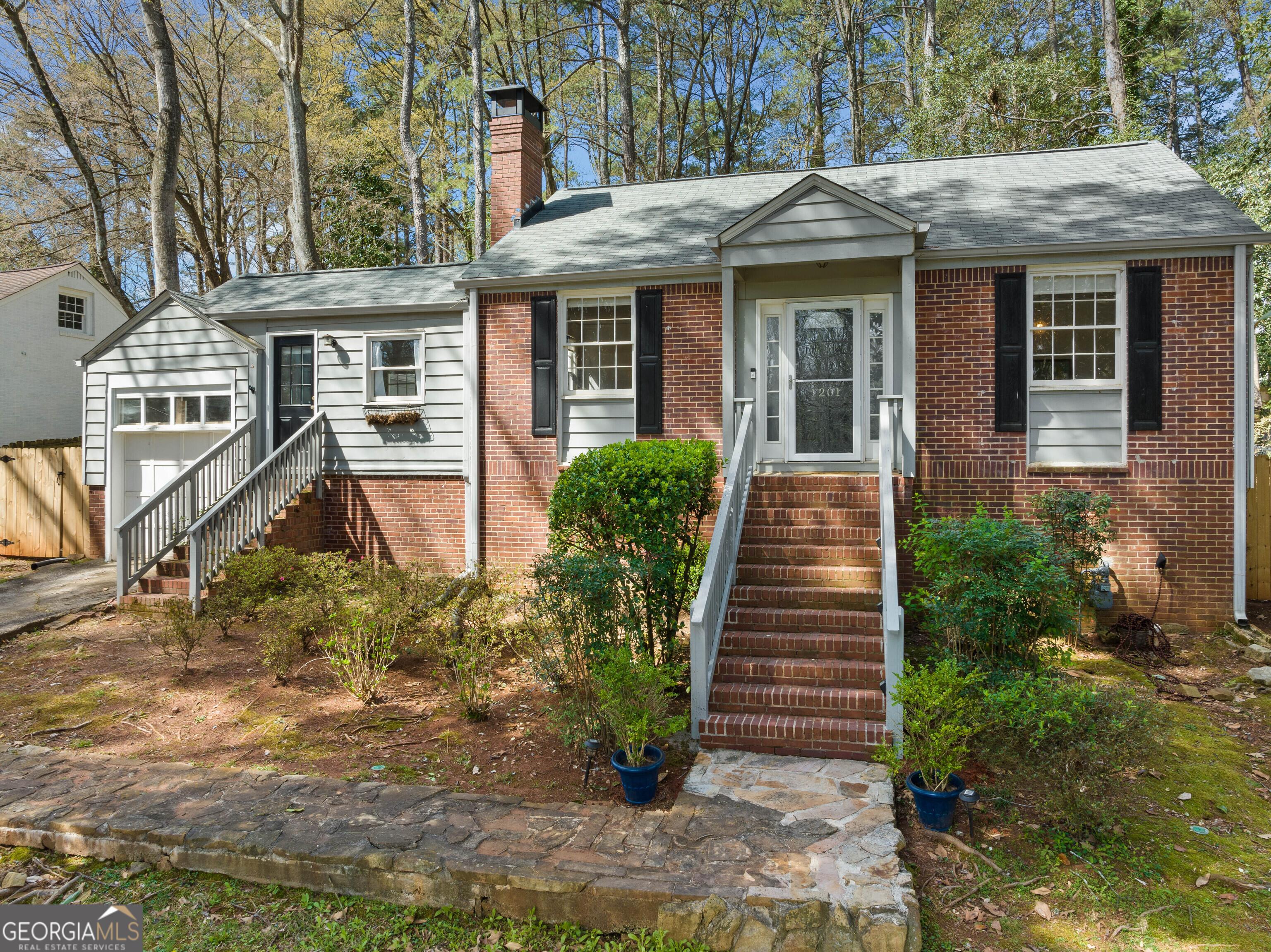 Thomas Rd, Decatur, GA 30030