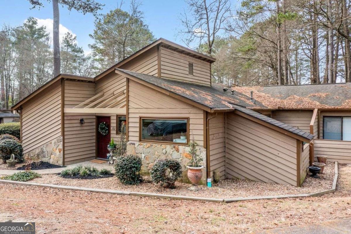 Bonnie Glen Dr Se, Marietta, GA 30067