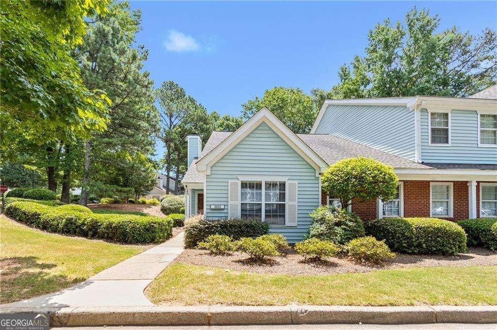Brookside Ct, Alpharetta, GA 30004