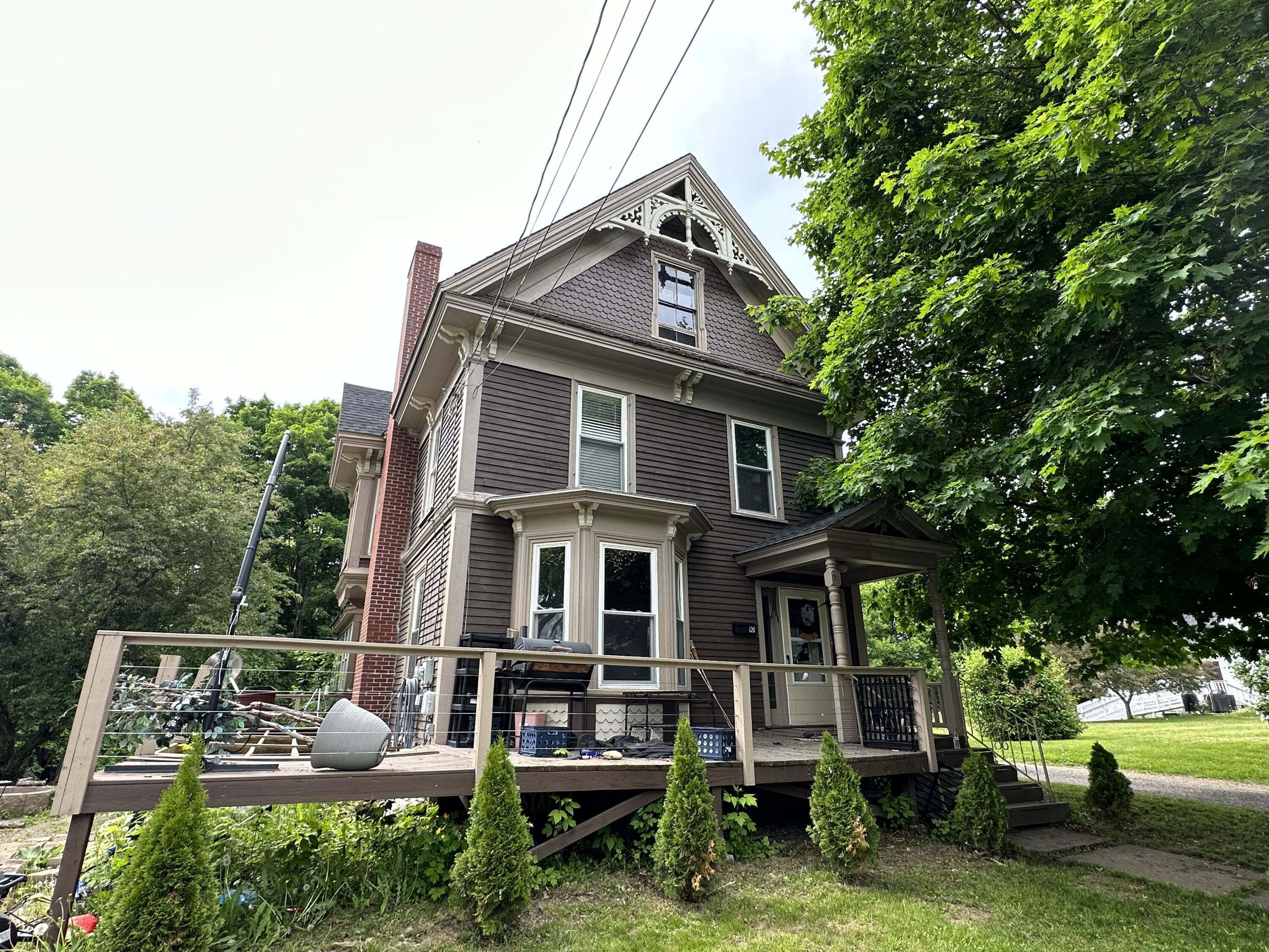 Elm St, Houlton, ME 04730