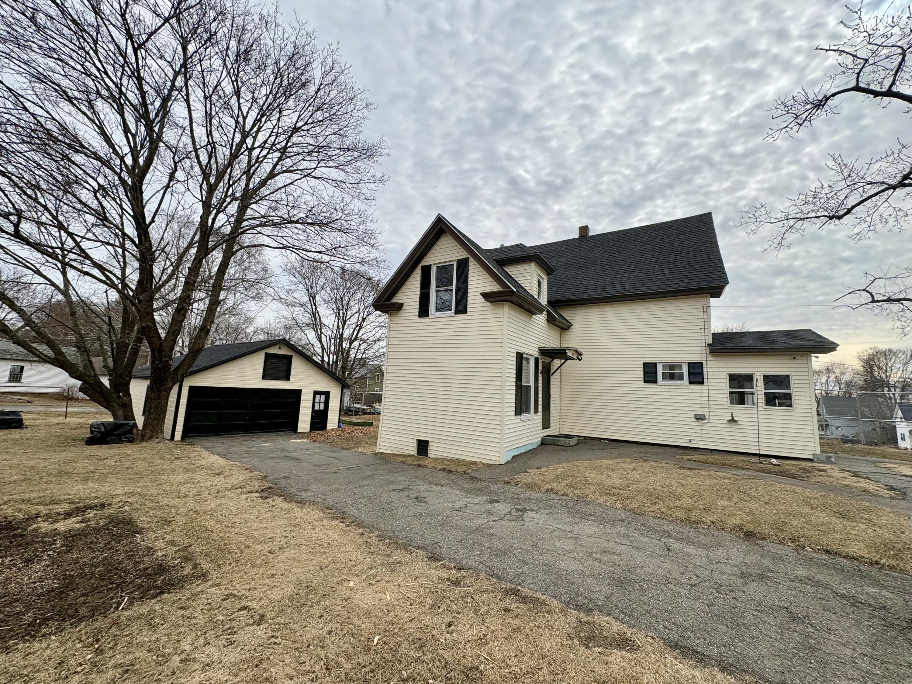 Park St, East Millinocket, ME 04430
