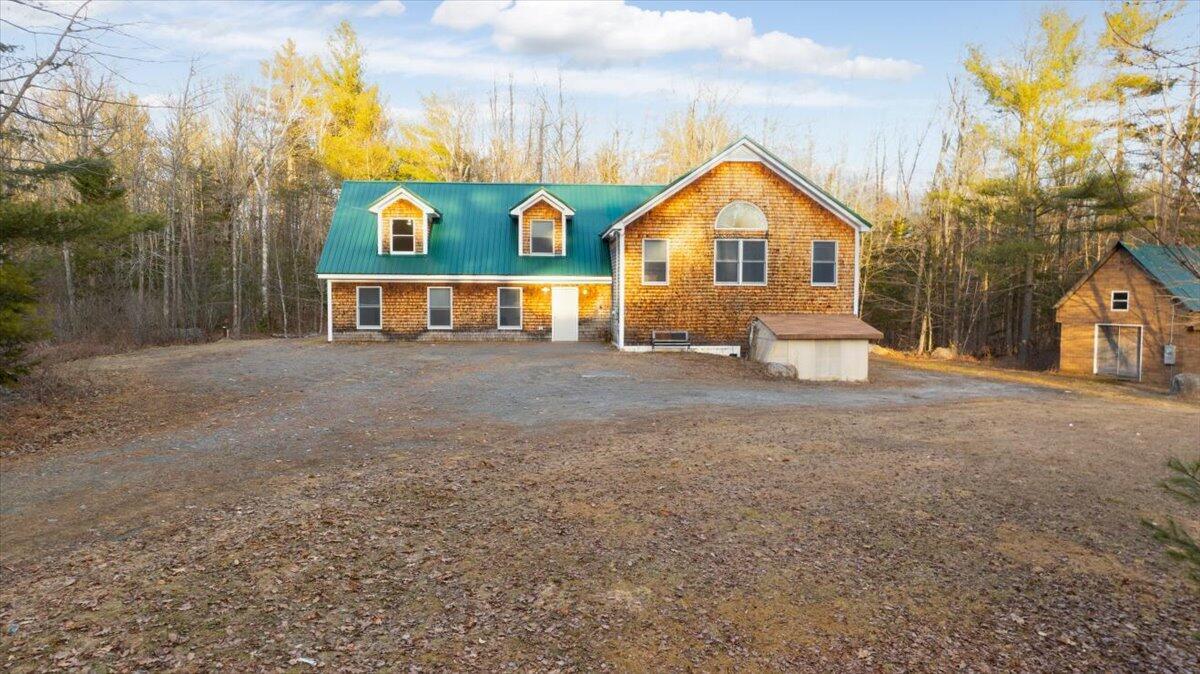 Smithfield Rd, Belgrade, ME 04917