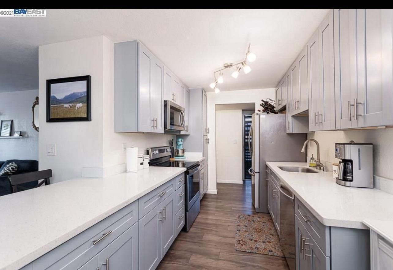 Center Ave, Martinez, CA 94553