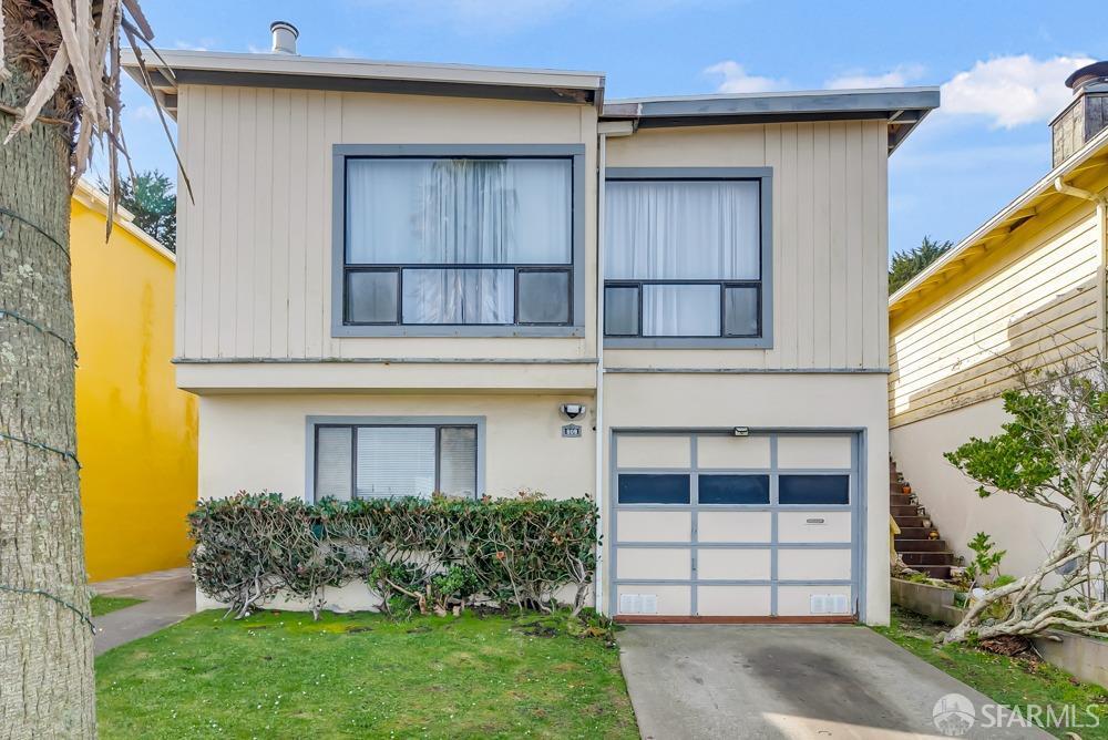 Higate Dr, Daly City, CA 94015