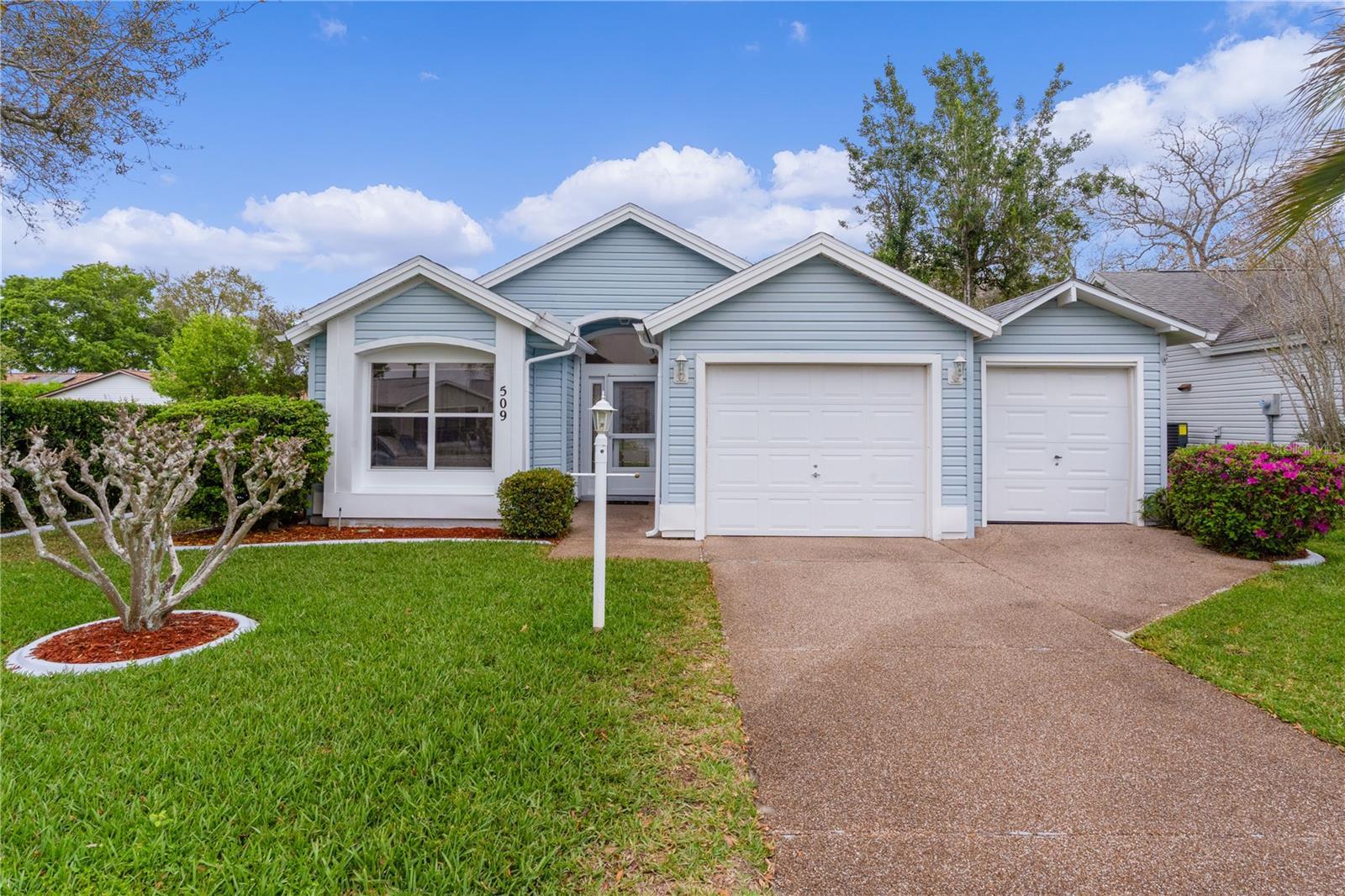 Ventura Ct, Lady Lake, FL 32159