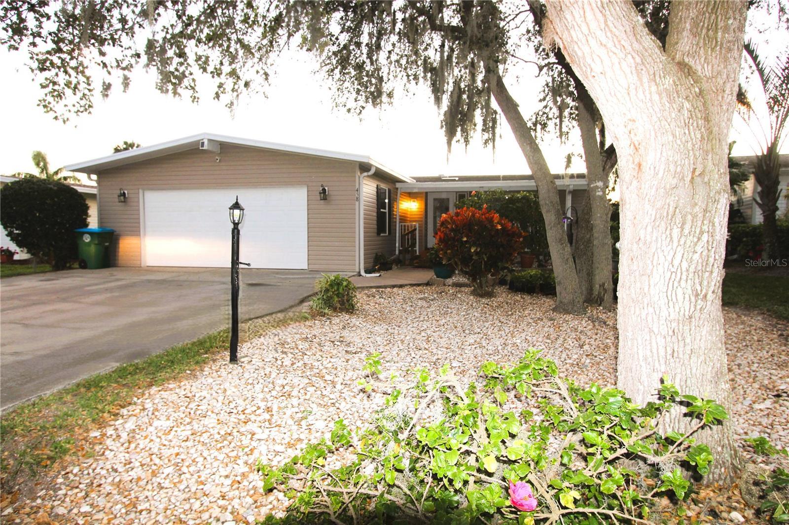 Sioux Blvd, Oak Hill, FL 32759