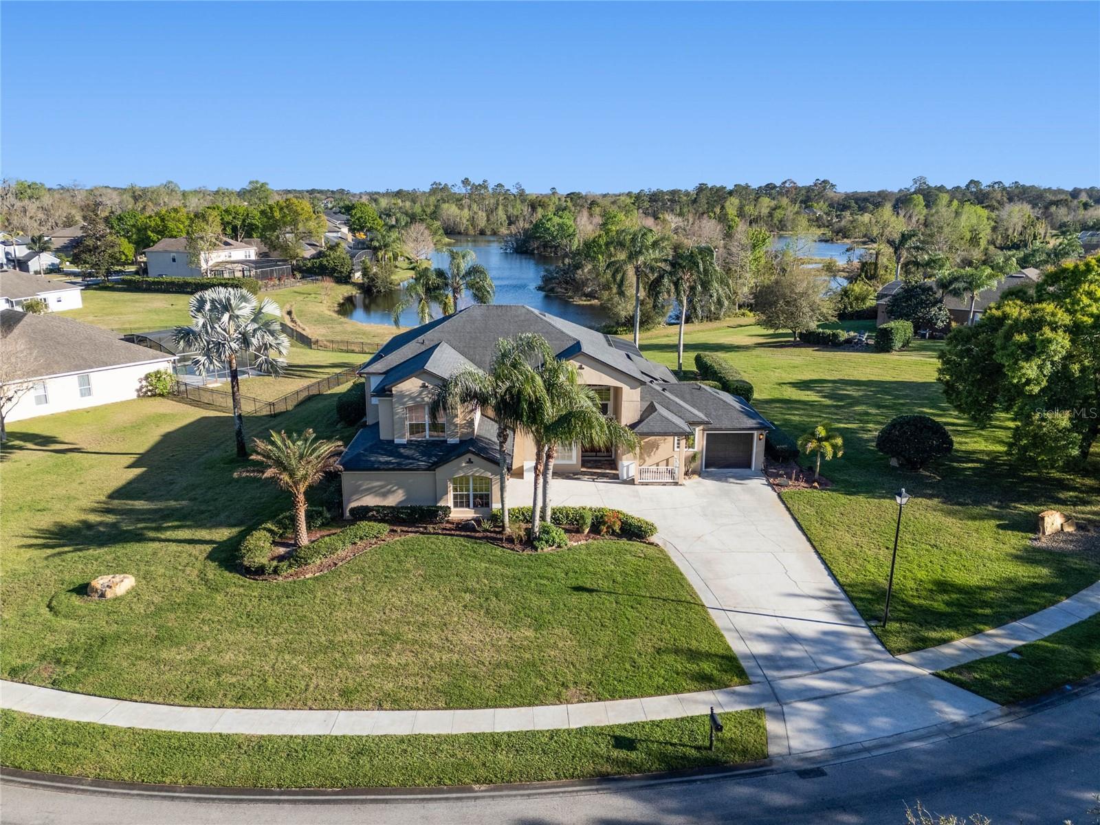 Osprey Lakes Cir, Chuluota, FL 32766