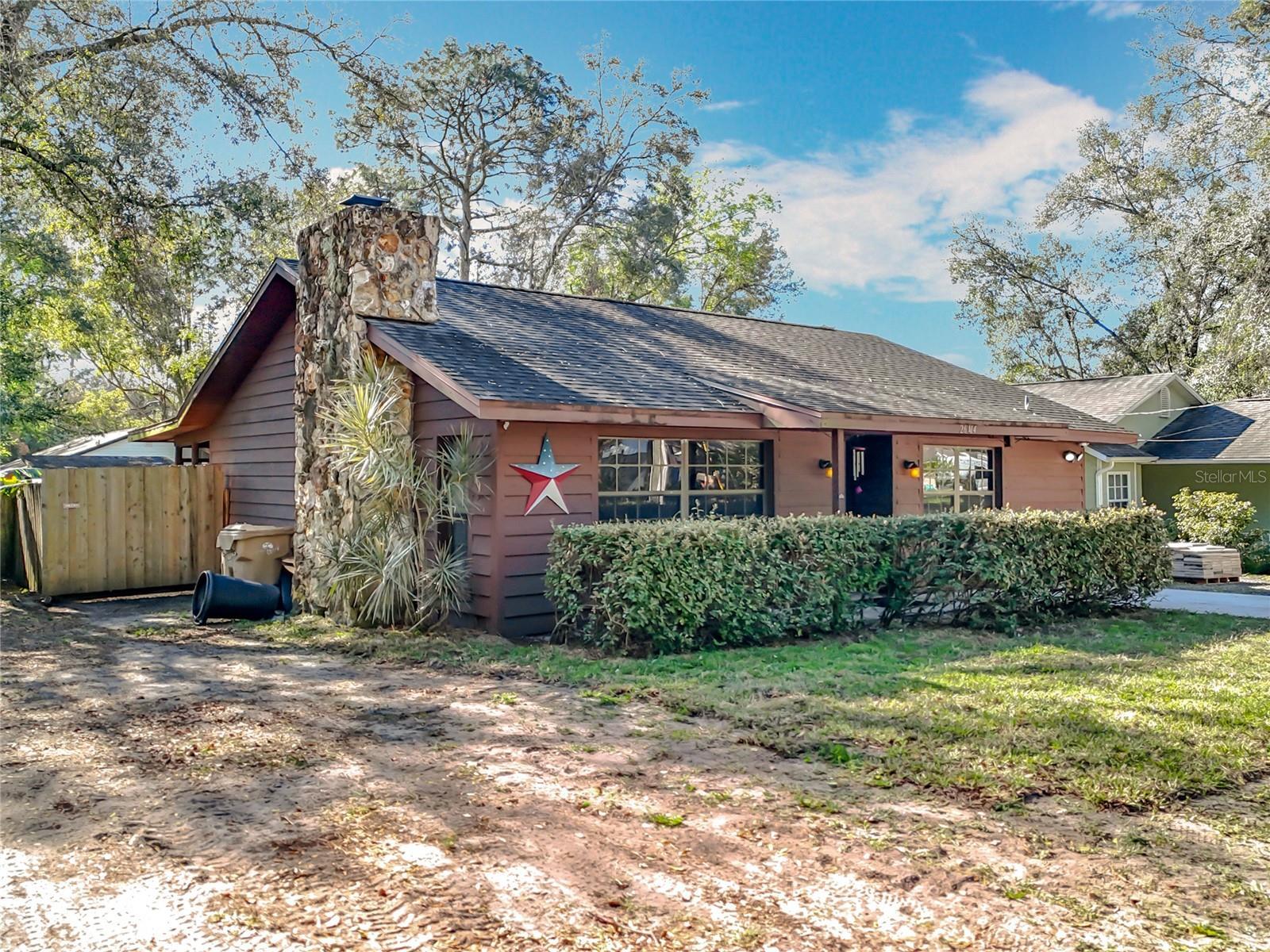 Biltmore St, Sorrento, FL 32776