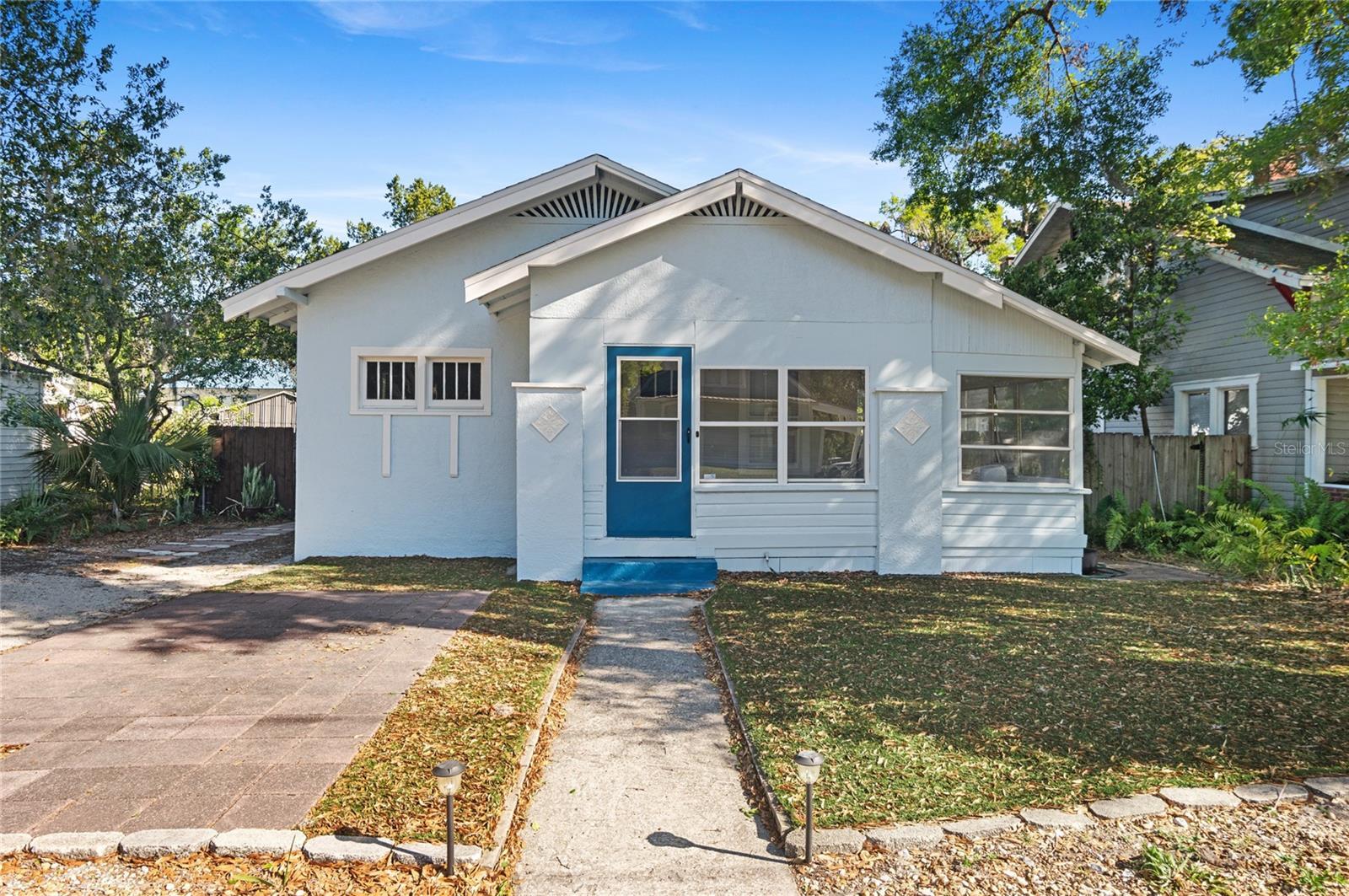 W Church St, Deland, FL 32720