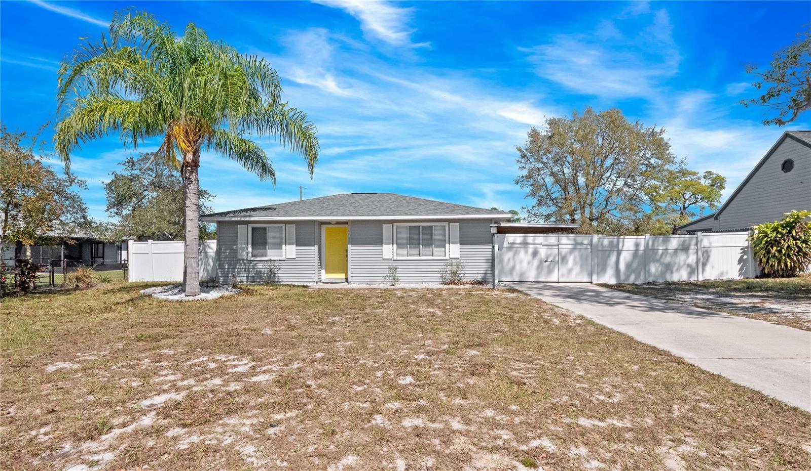 Pinehurst St, Deltona, FL 32738