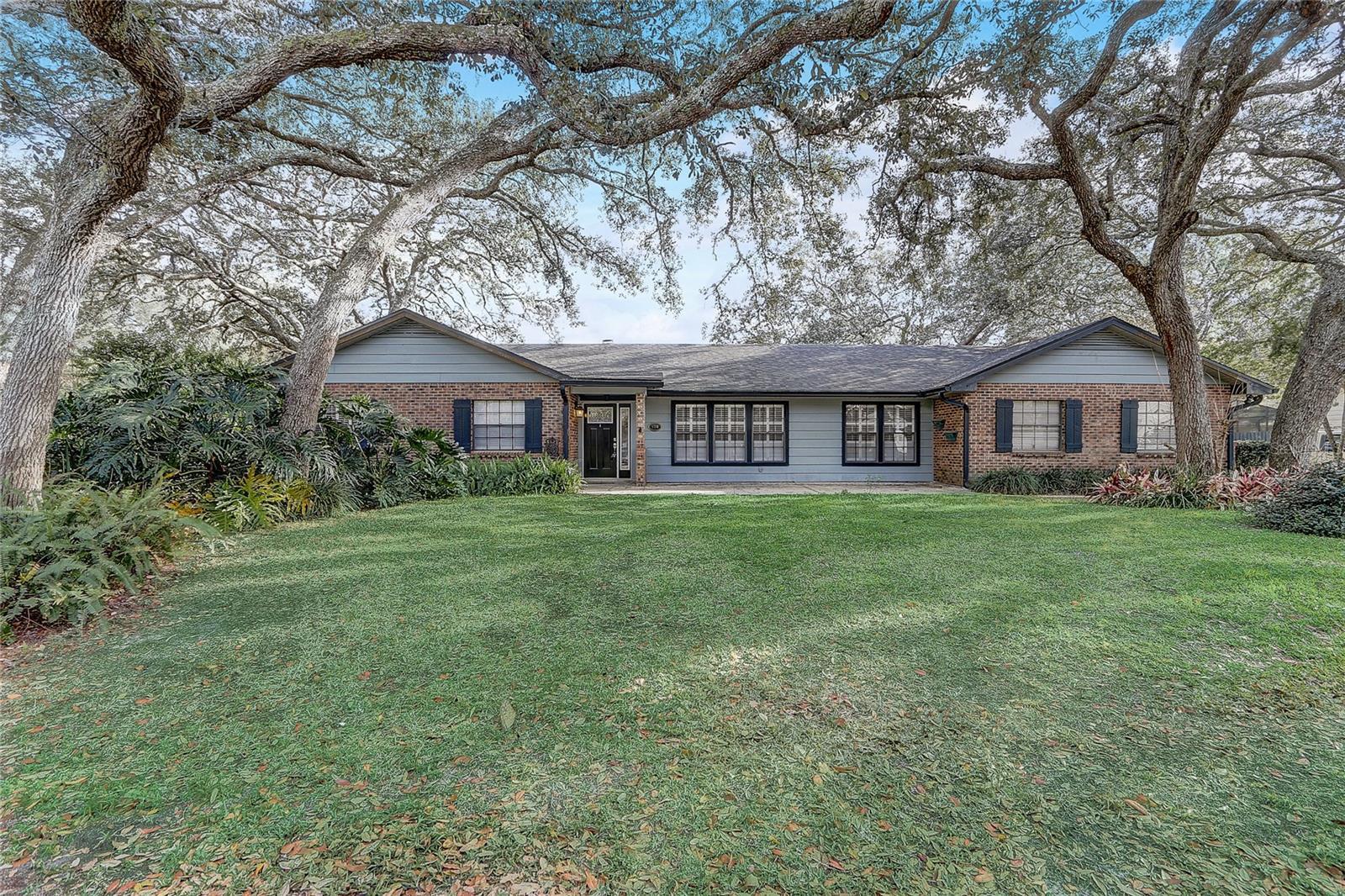 Lincoln Rd, Deland, FL 32724