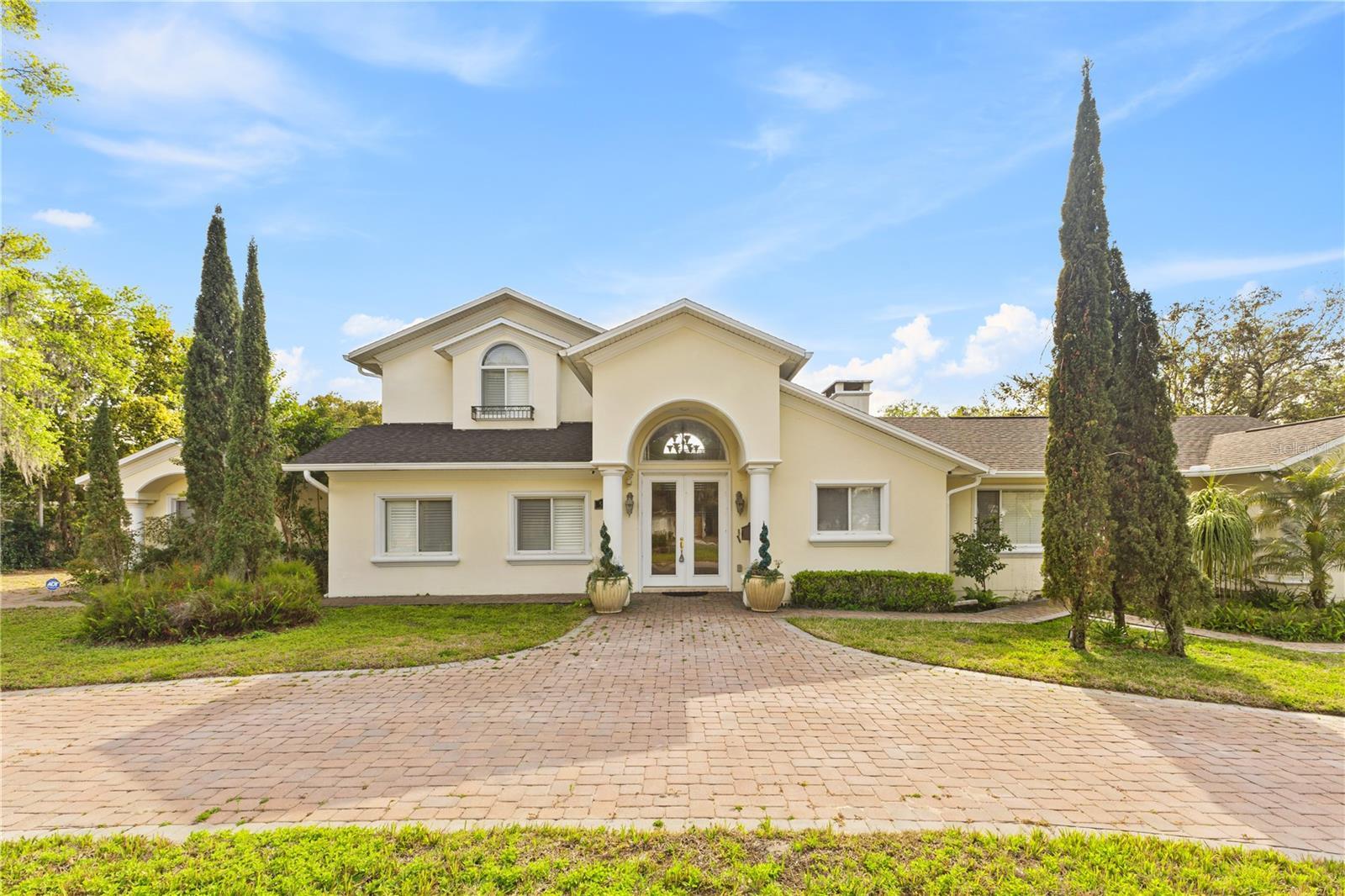 Queens Mirror Cir, Casselberry, FL 32707