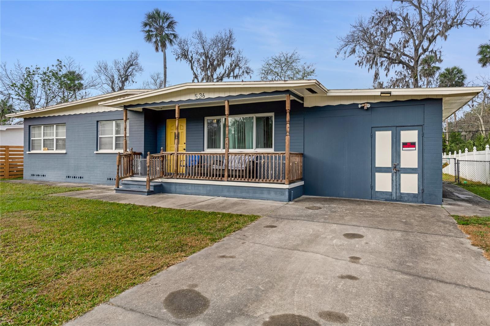 S Seneca Blvd, Daytona Beach, FL 32114