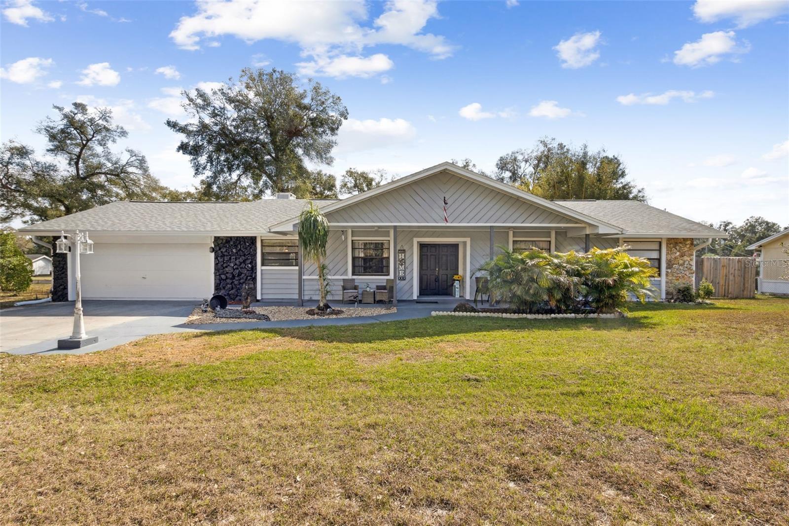 Columbus Ave, Orange City, FL 32763
