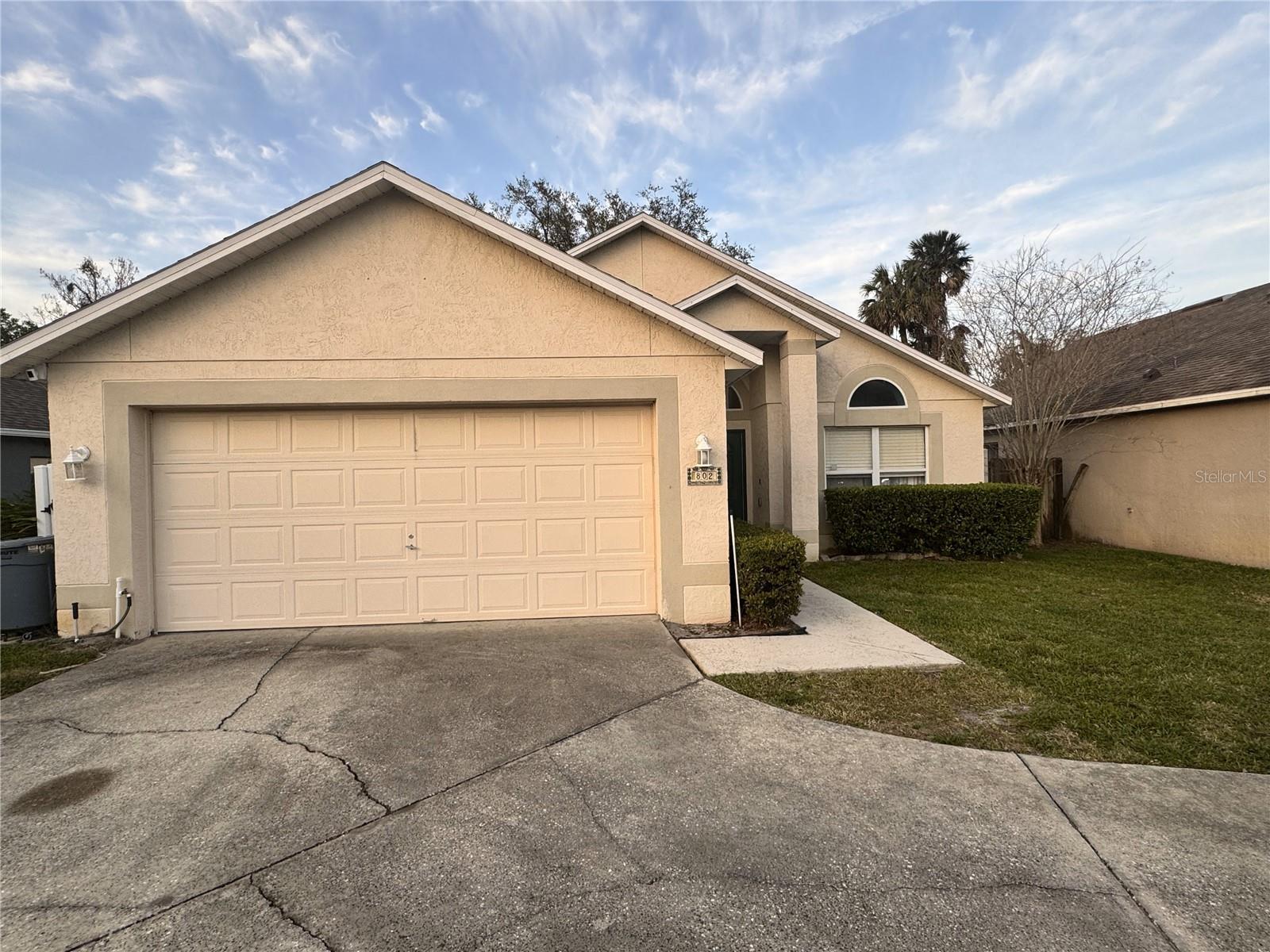 Delfino Pl, Lake Mary, FL 32746