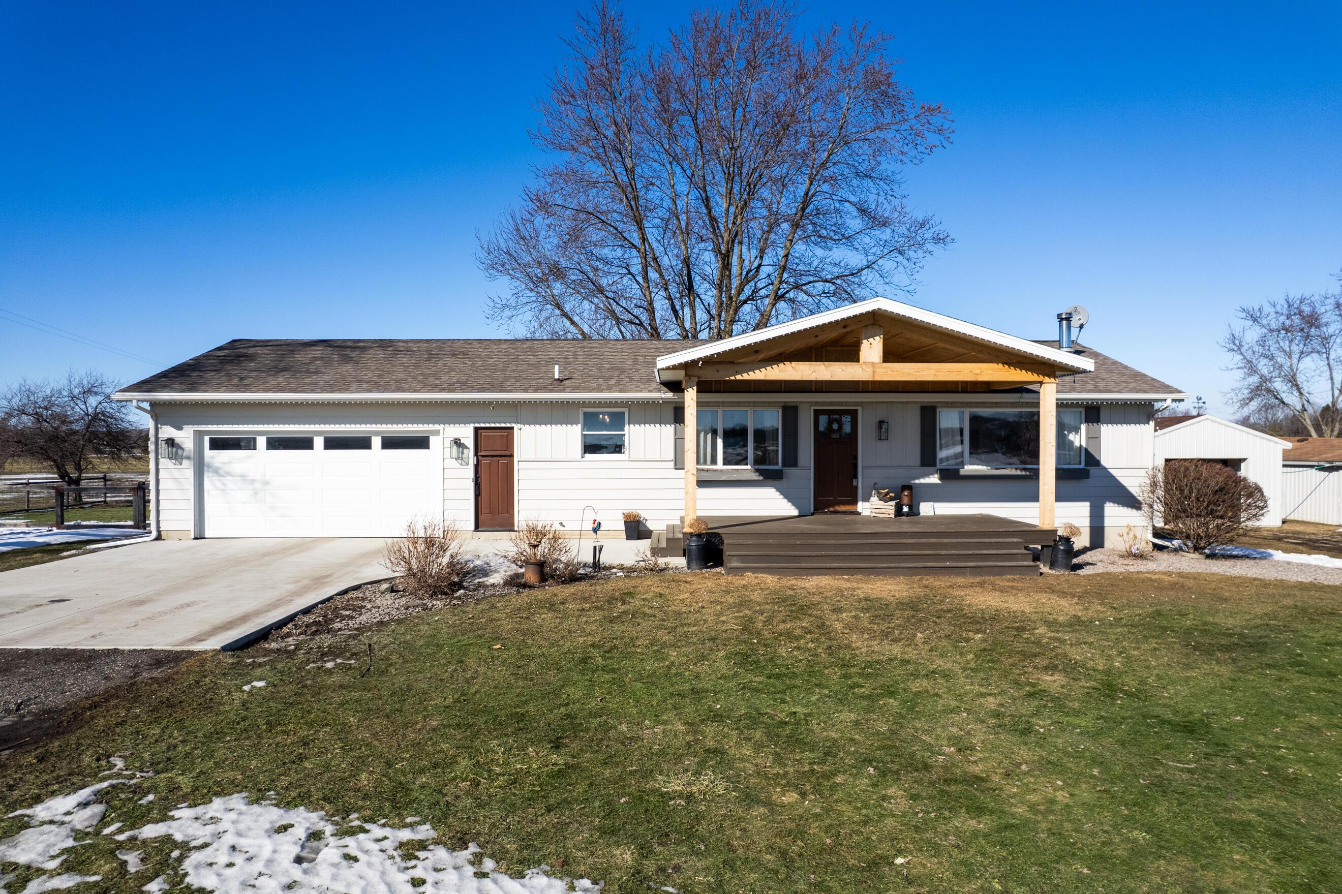 Barry St, Hudsonville, MI 49426