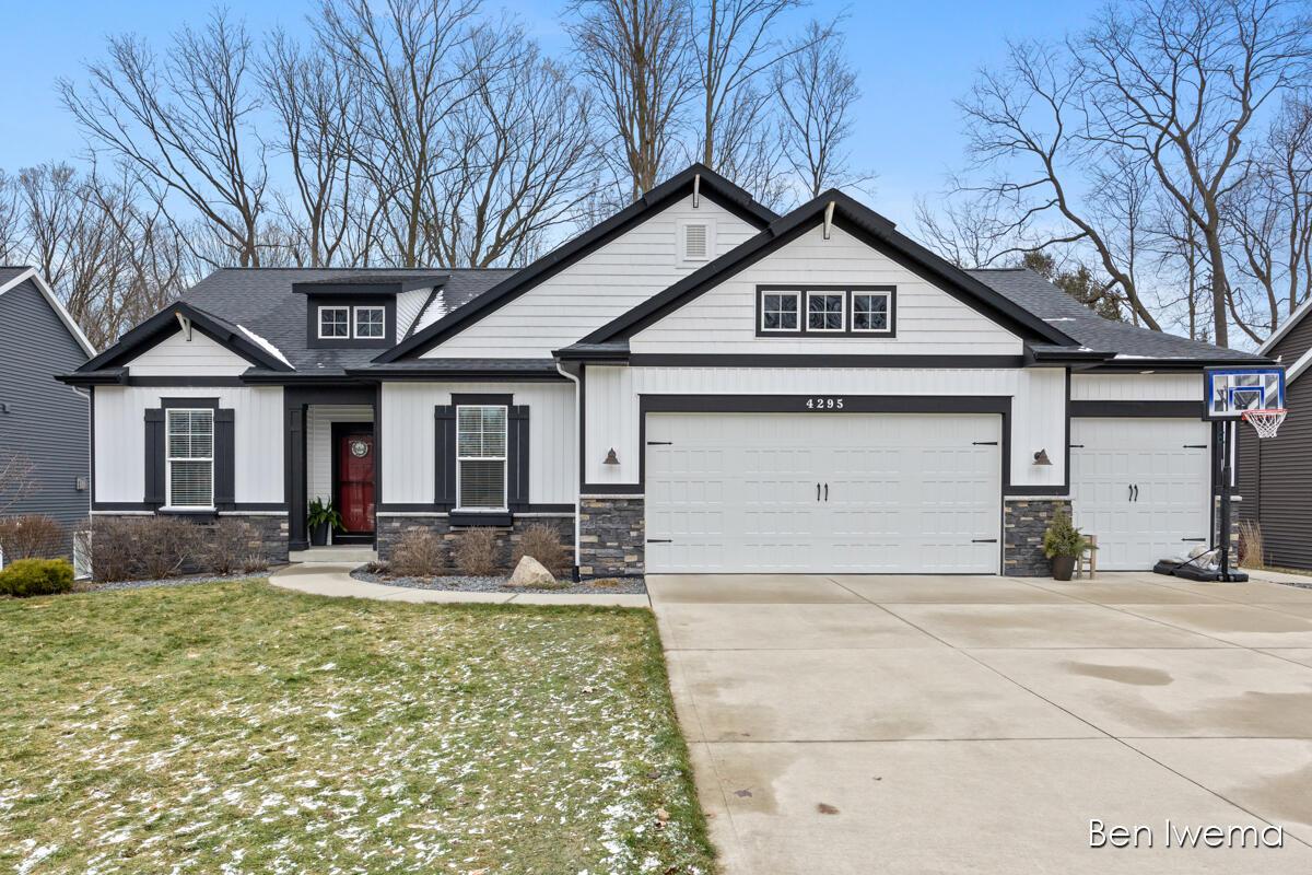 Unity Dr, Hudsonville, MI 49426