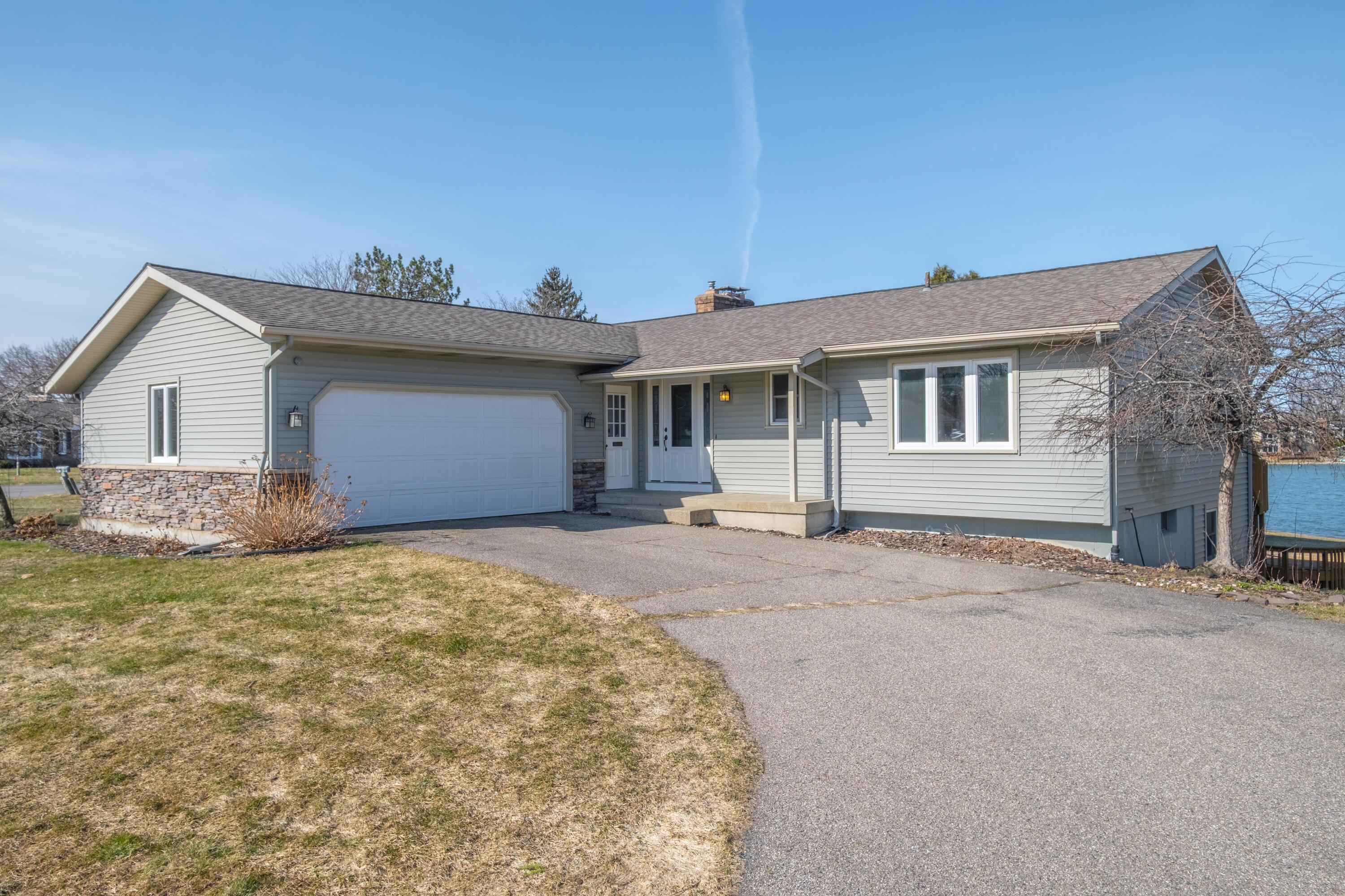 Ashbury Ct, Jenison, MI 49428