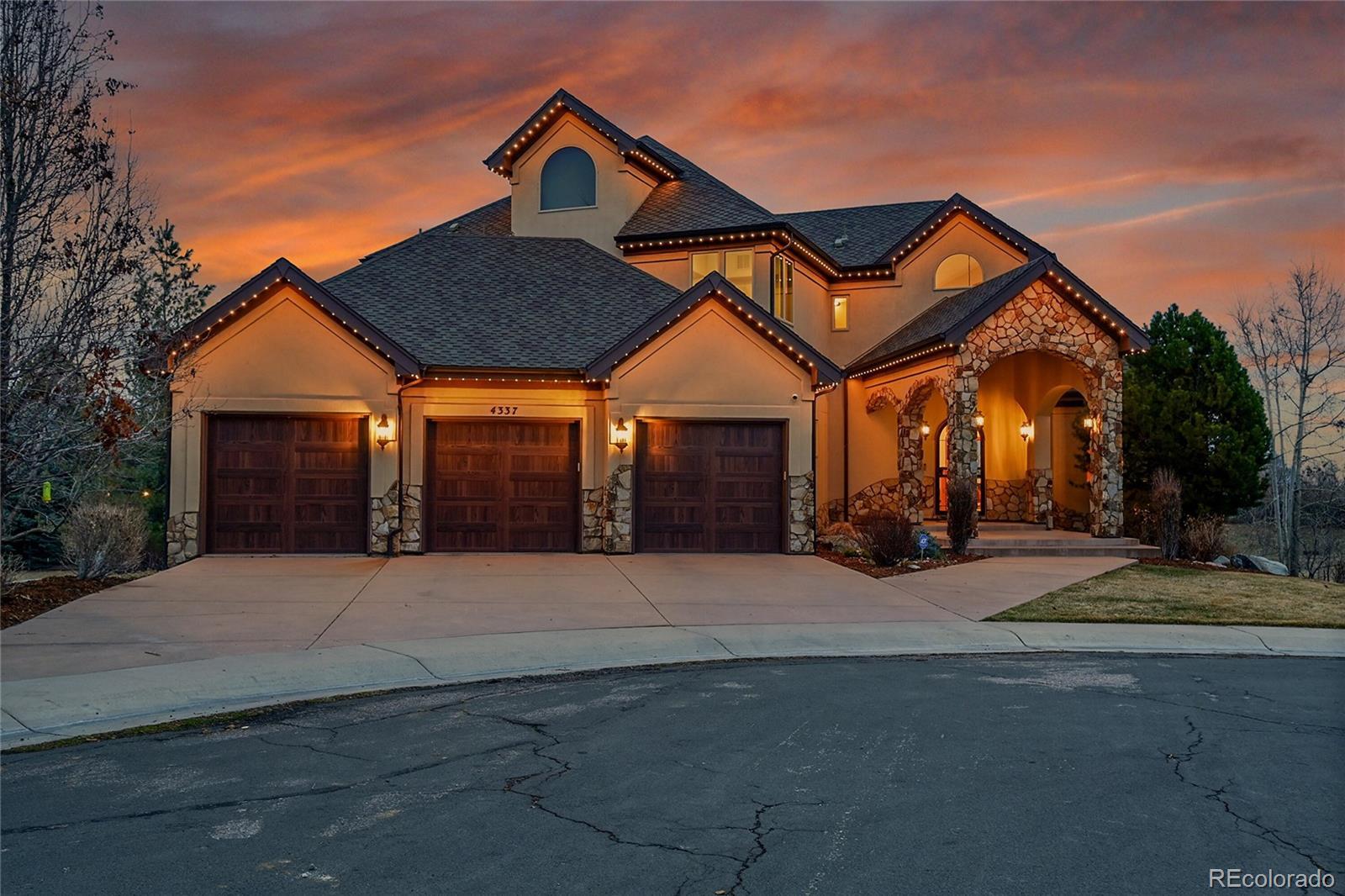 W Hinsdale Ave, Littleton, CO 80128