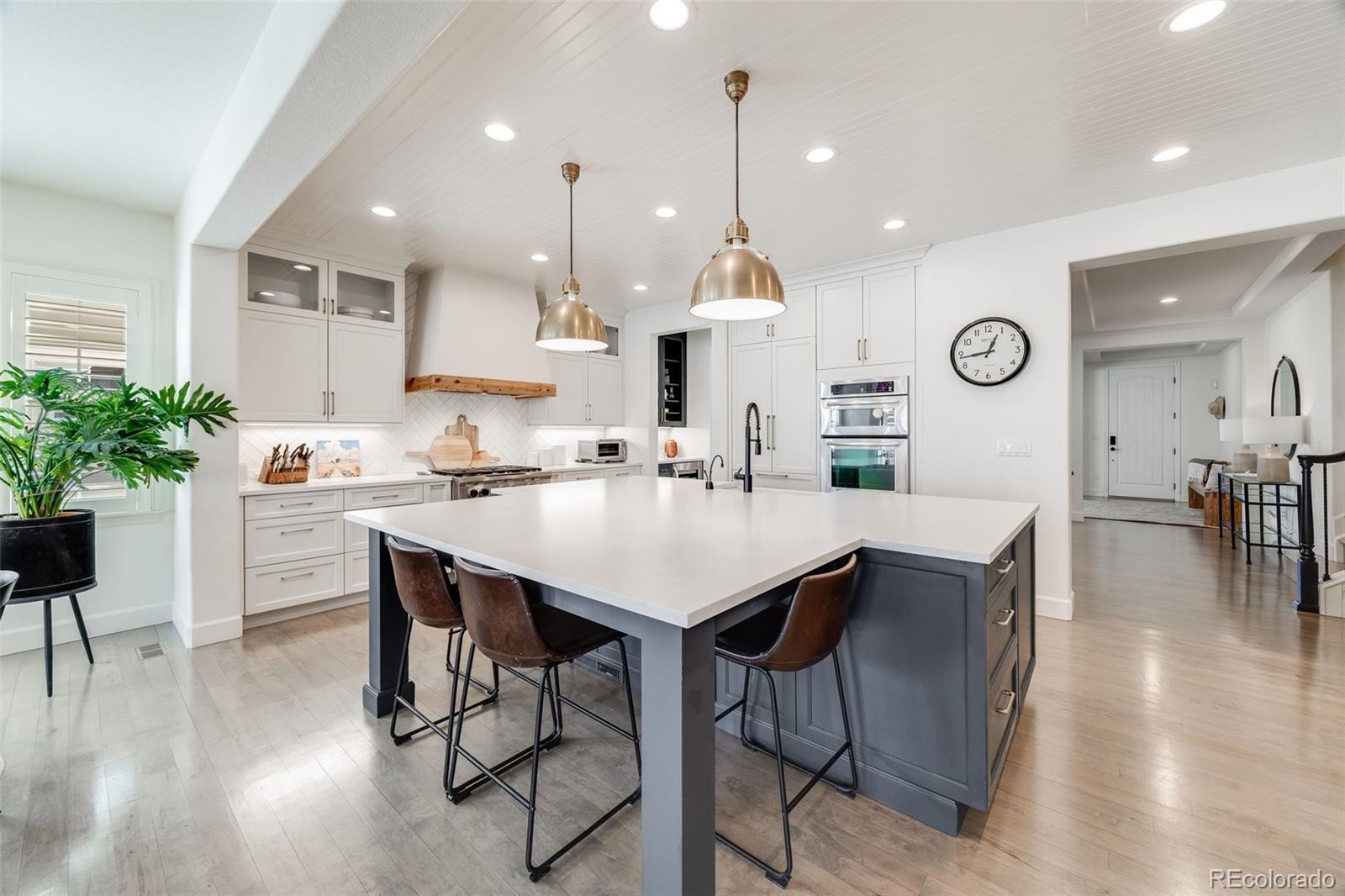 Pine Flower Ct, Highlands Ranch, CO 80126
