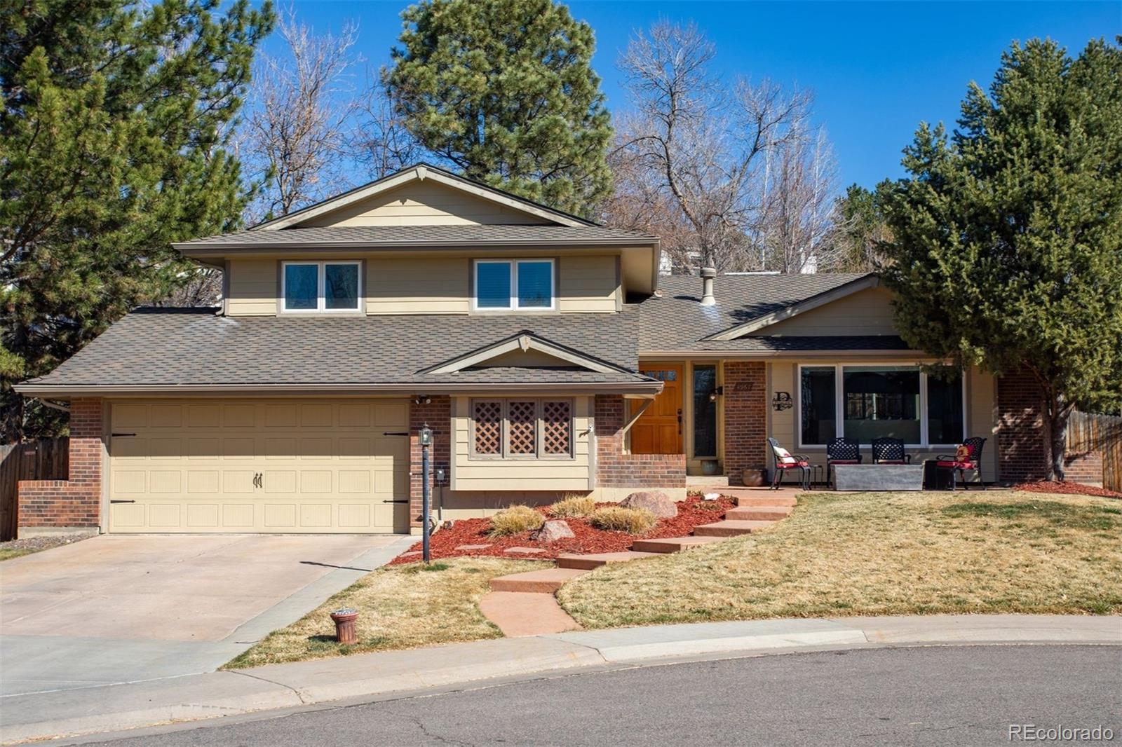 E Lake Ave, Centennial, CO 80121