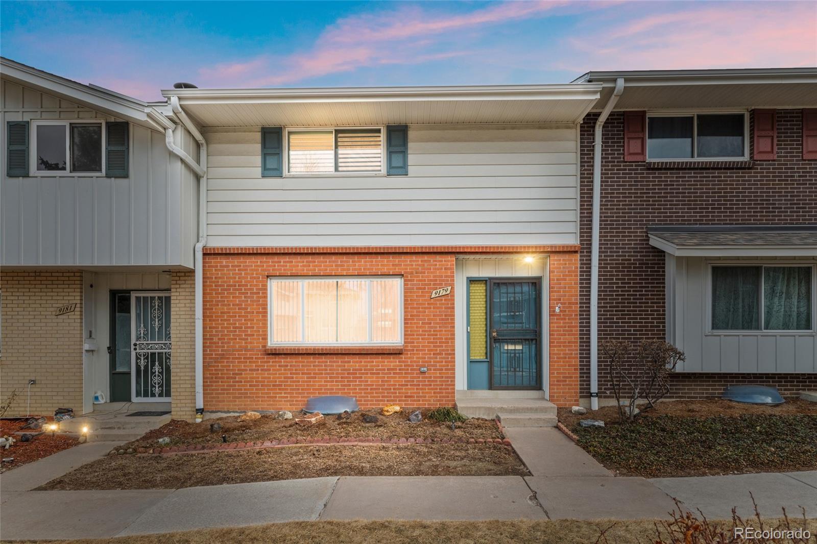 E Oxford Dr, Denver, CO 80237
