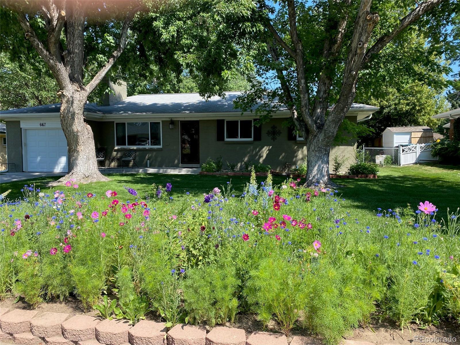 W Valleyview Ave, Littleton, CO 80120