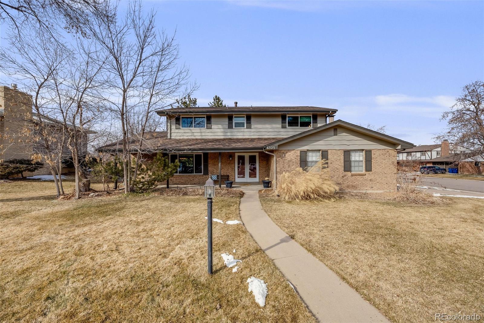 W Rowland Cir, Littleton, CO 80128