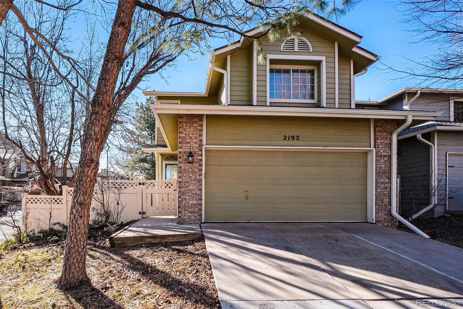 E Phillips Ln, Centennial, CO 80122