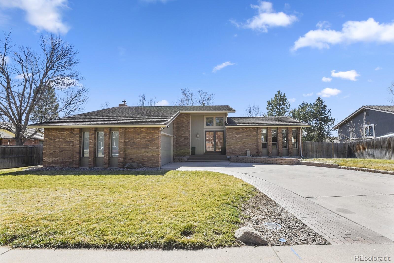W David Ave, Littleton, CO 80128