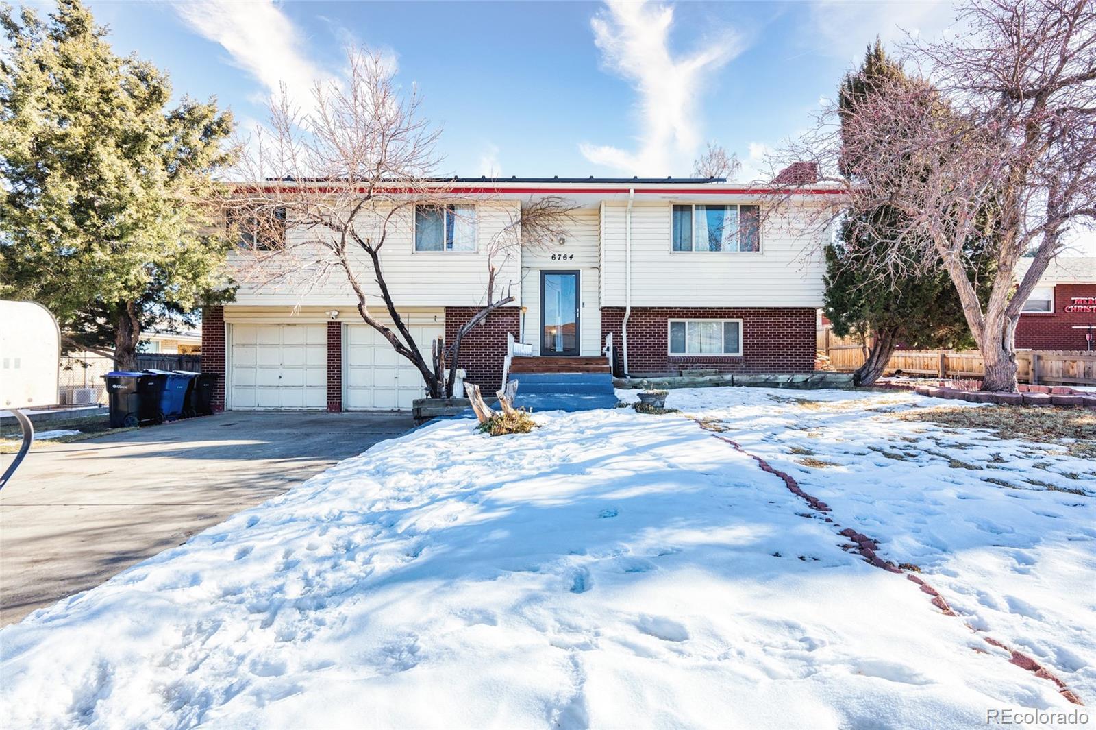 Benton St, Arvada, CO 80003