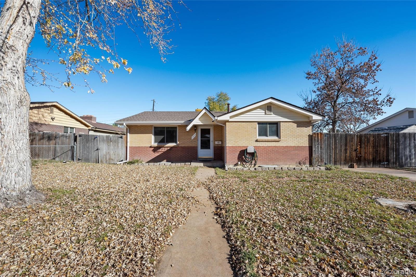 S Yarrow St, Lakewood, CO 80232