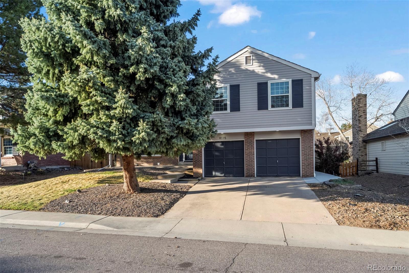 W Progress Pl, Littleton, CO 80123
