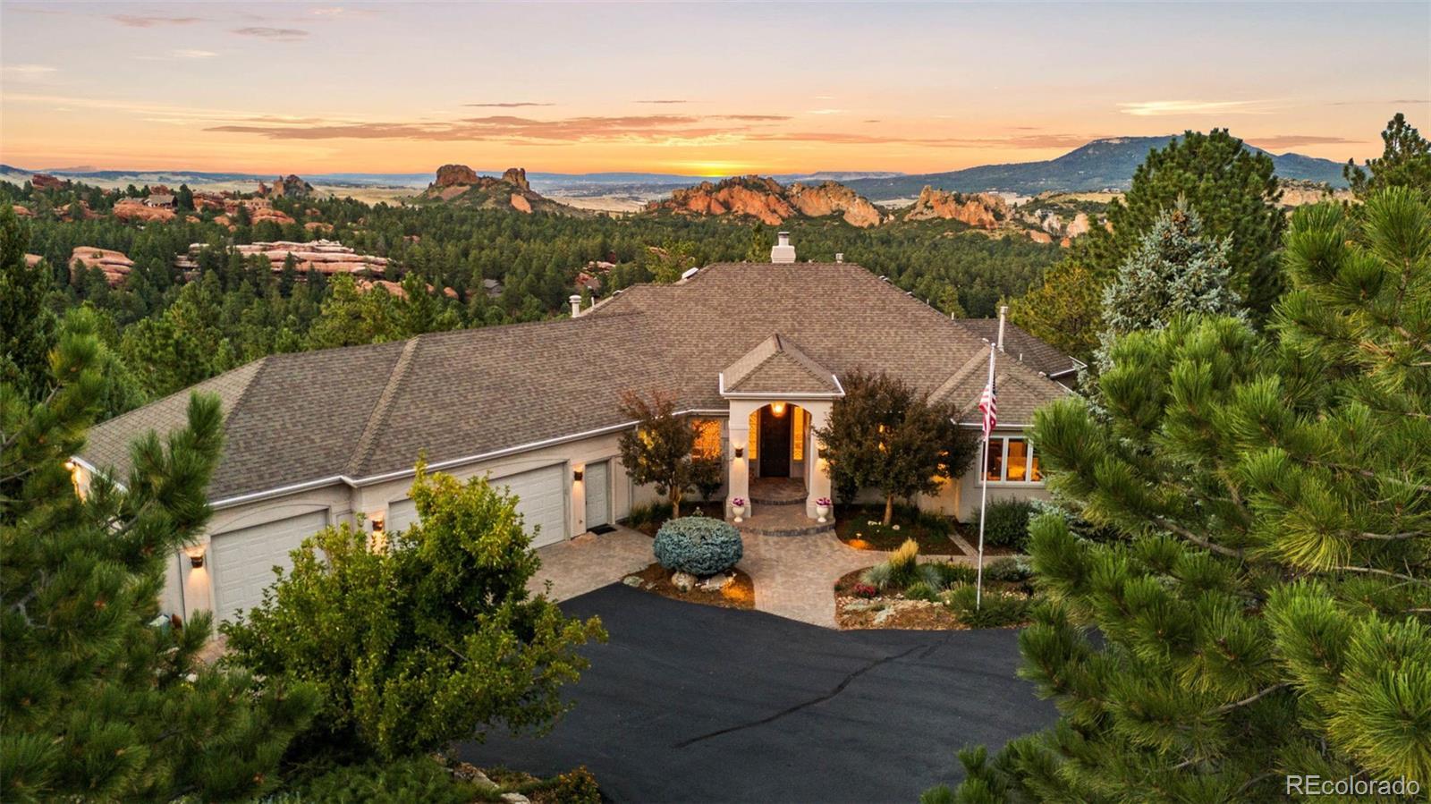 Fox Cir, Larkspur, CO 80118