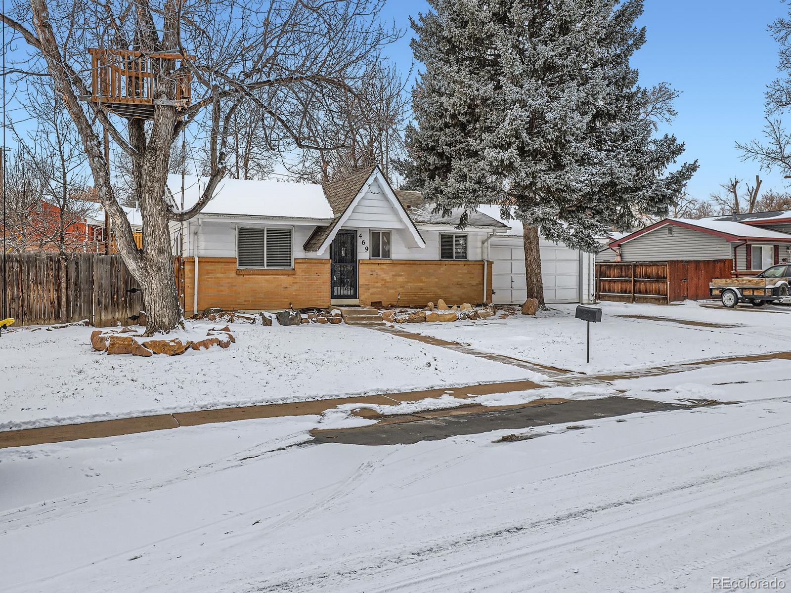 S Routt Way, Lakewood, CO 80226