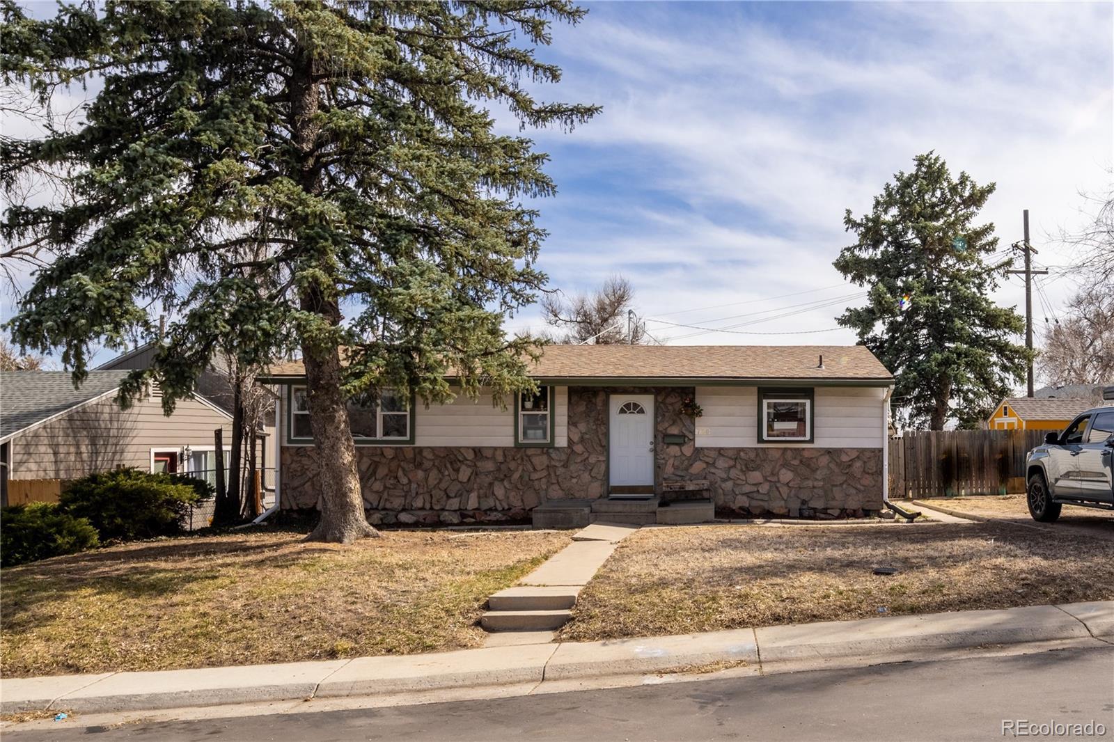 Campo St, Denver, CO 80221